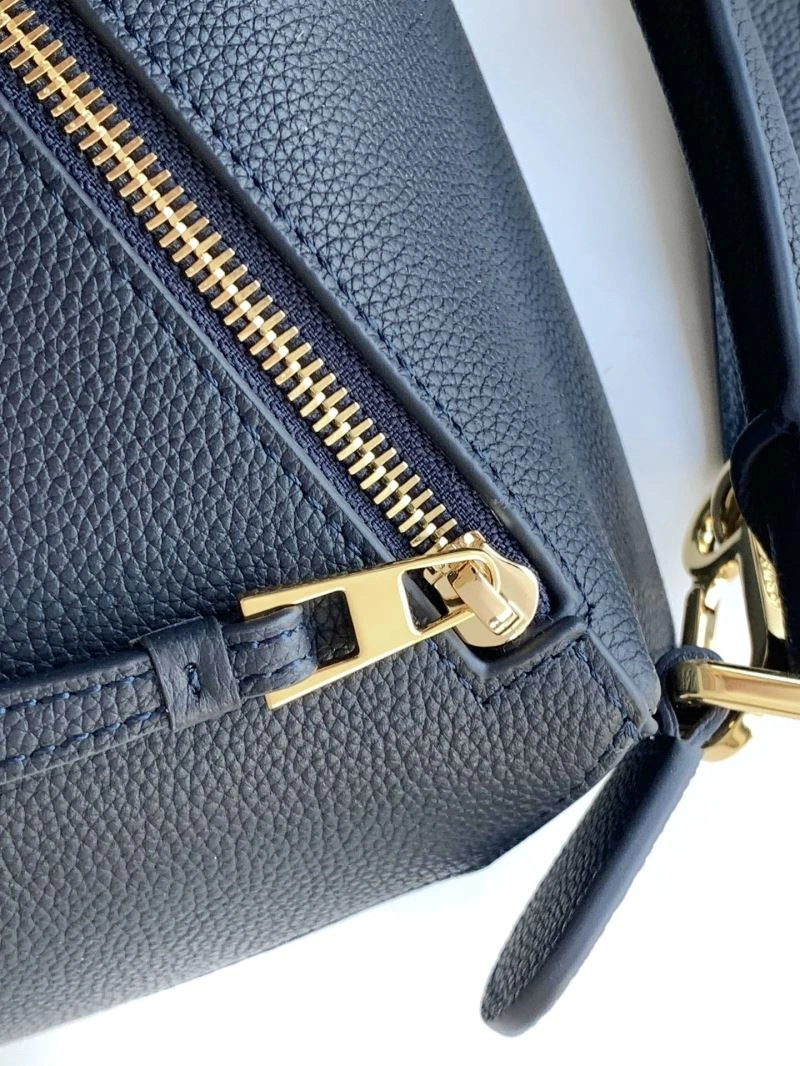 Lightweight Loewe Puzzle Bags 61201