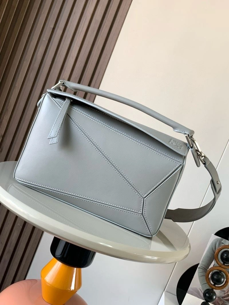 HighPerformance Loewe Puzzle Bags 61200