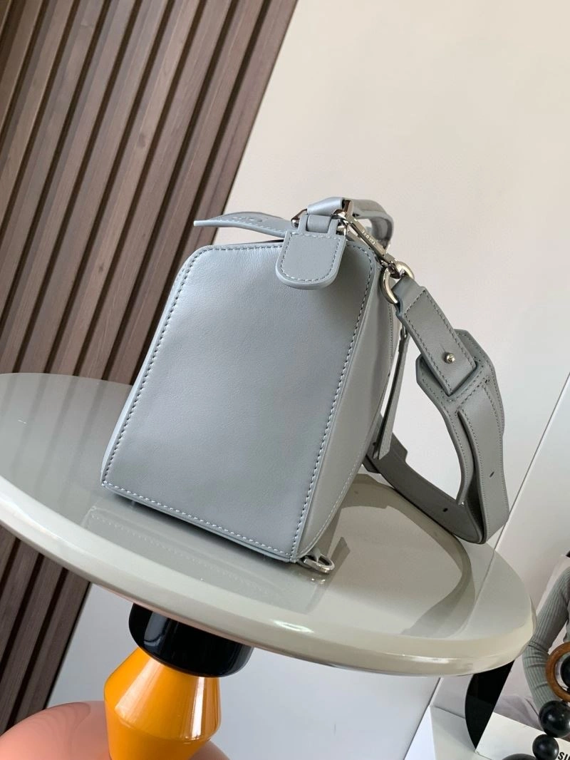 HighPerformance Loewe Puzzle Bags 61200