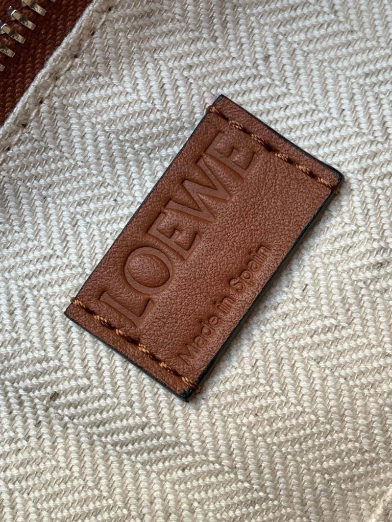 Sustainable Loewe Puzzle Bags 61205