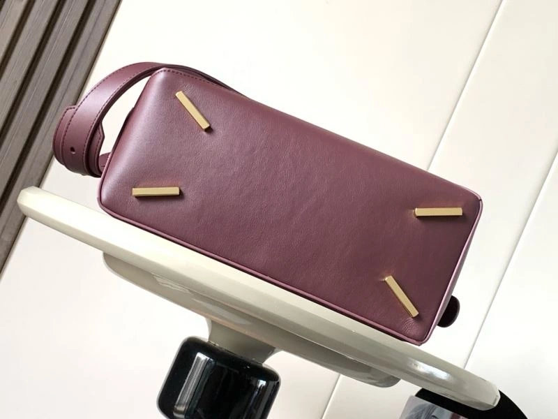 Bold Loewe Puzzle Bags 61182