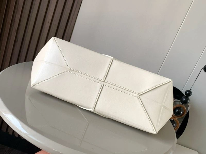 Sophisticated Loewe Puzzle Bags 61180