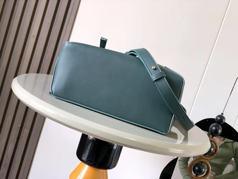 Trendsetting Loewe Puzzle Bags 61264