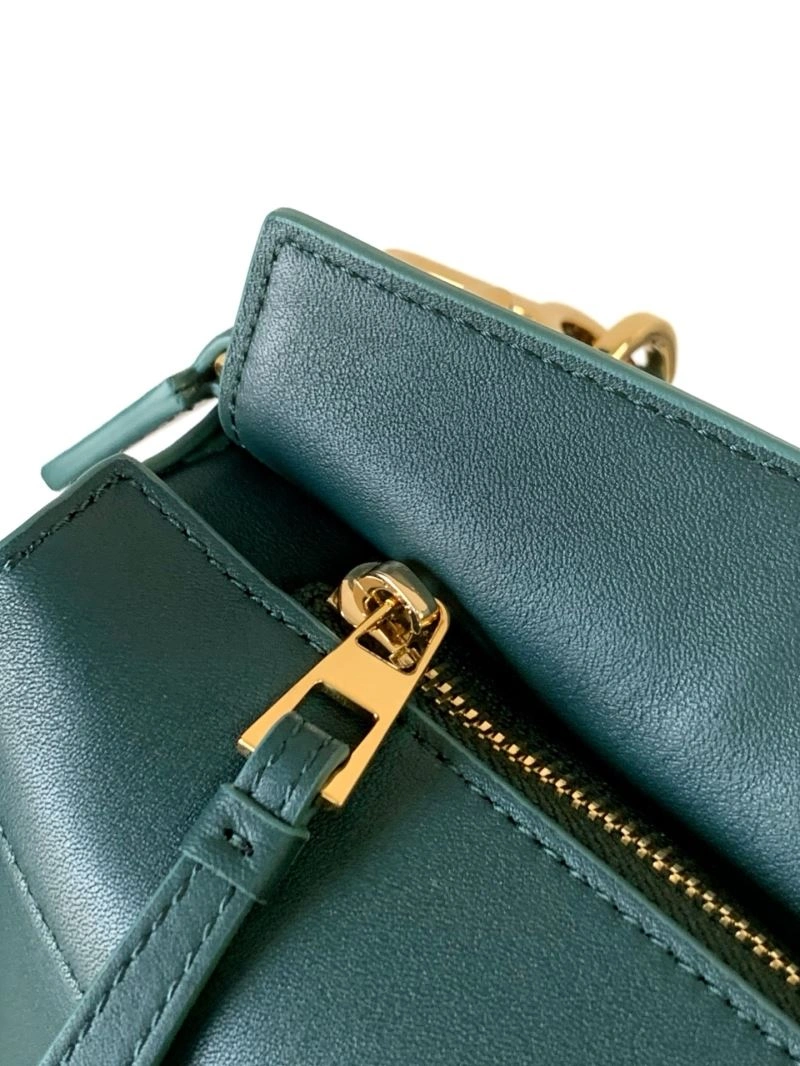 Trendsetting Loewe Puzzle Bags 61264