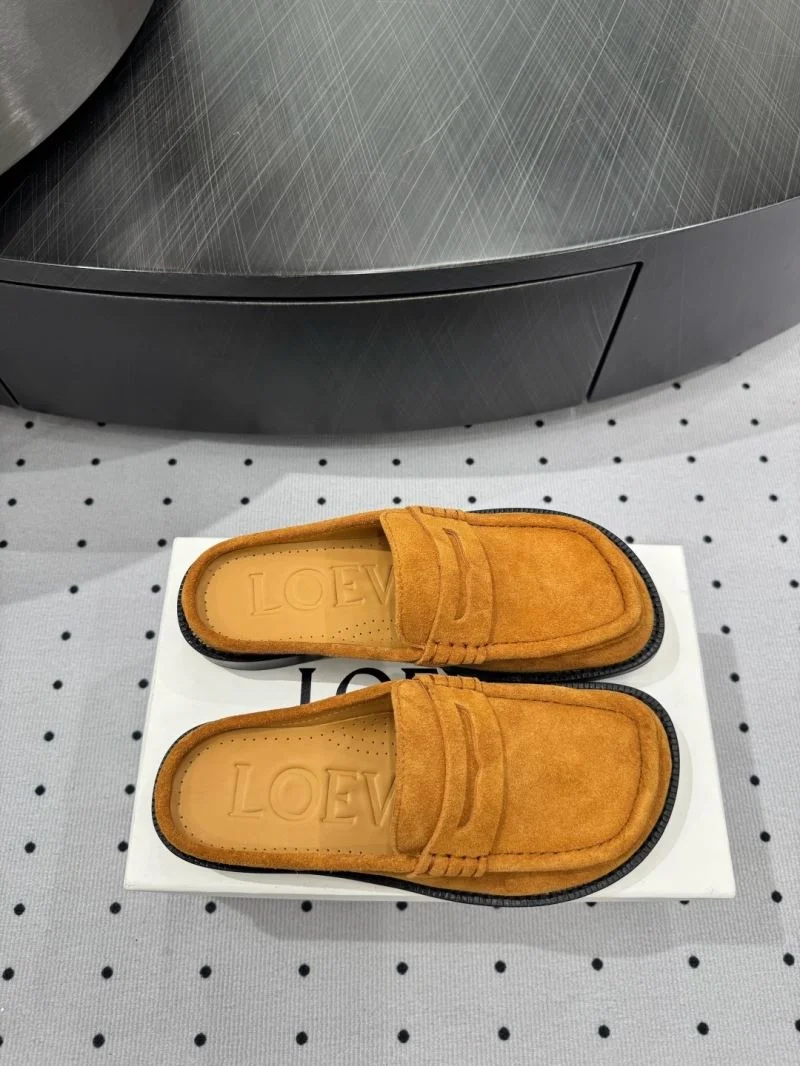 Loewe Sandals Minimalist 12156