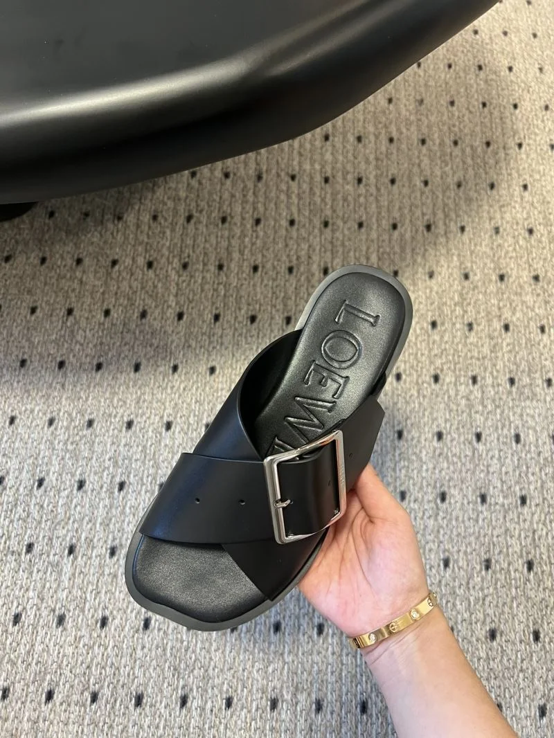 Trendsetting Loewe Sandals 12224