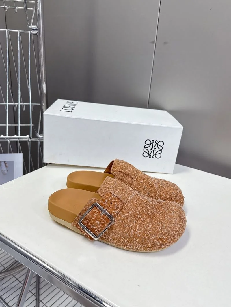 Cozy Loewe Sandals 9741