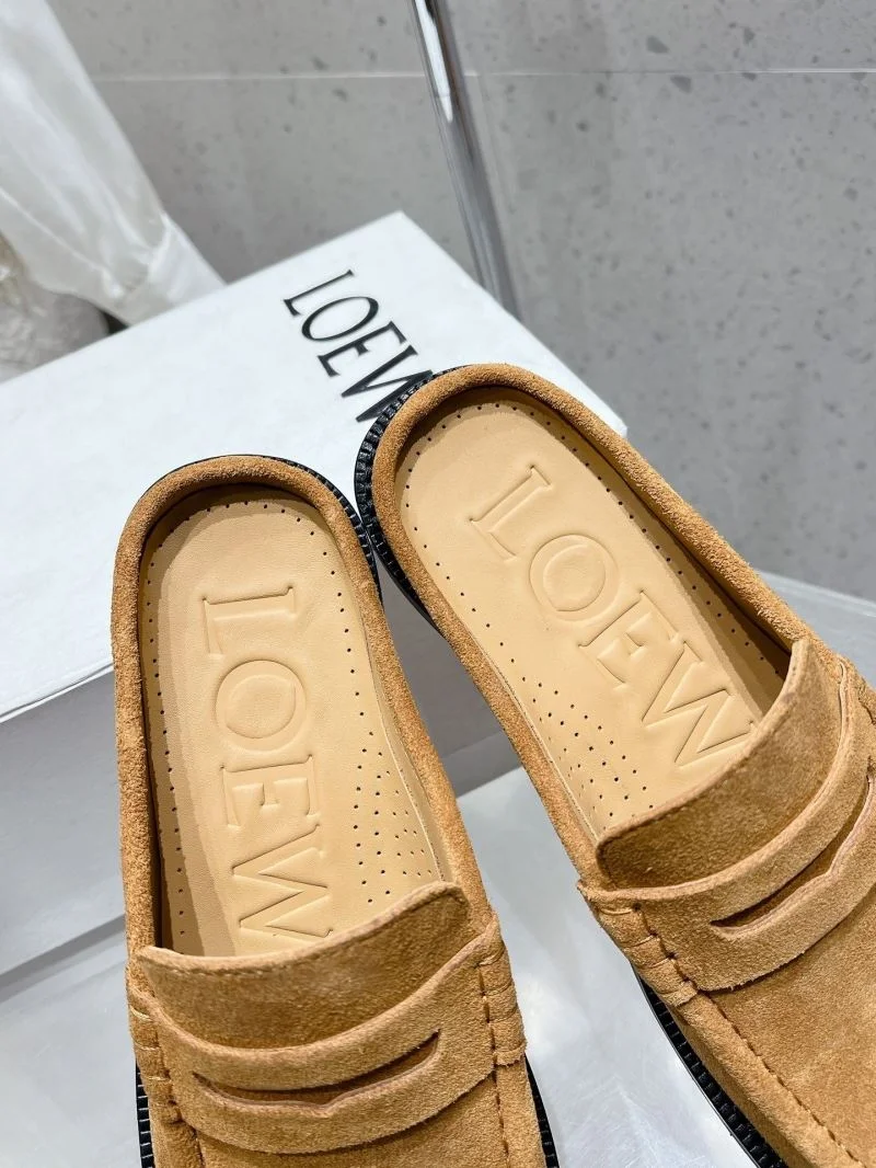 Loewe Sandals Flexible 15559
