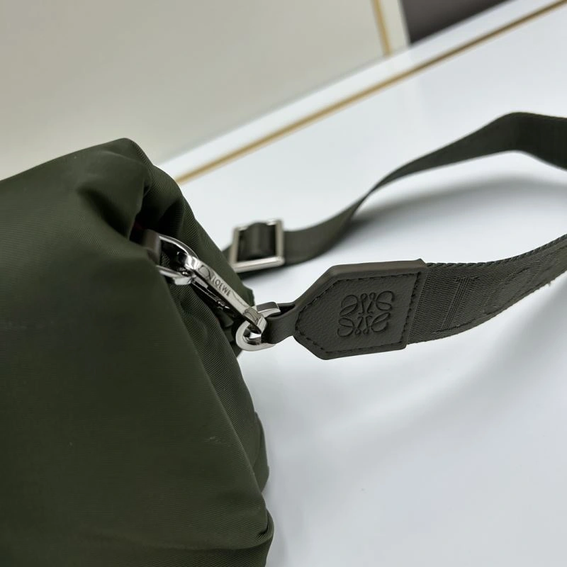 Tailored Loewe Satchel Bags 83631