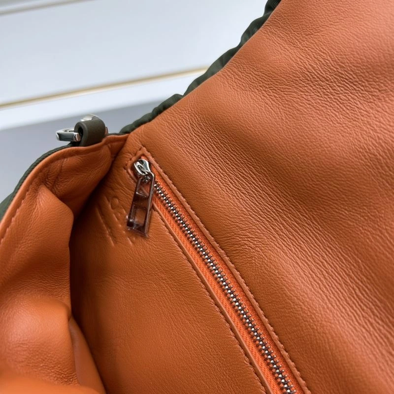 Tailored Loewe Satchel Bags 83631