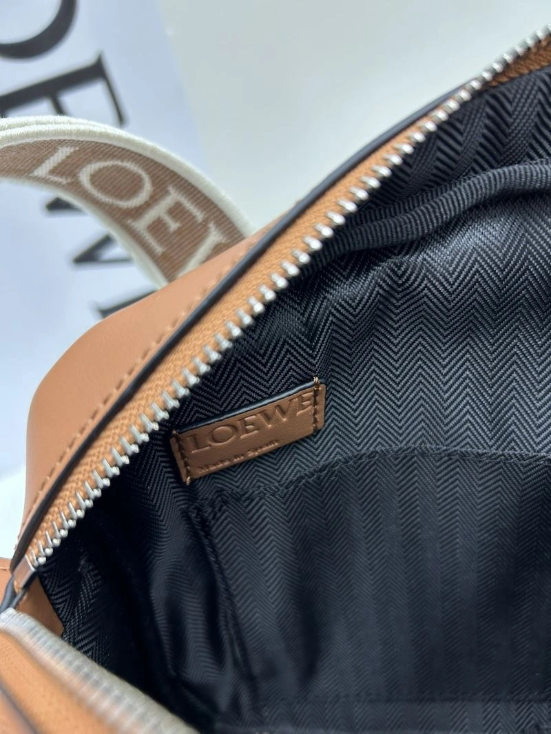 Loewe Satchel Bags Snug 83636