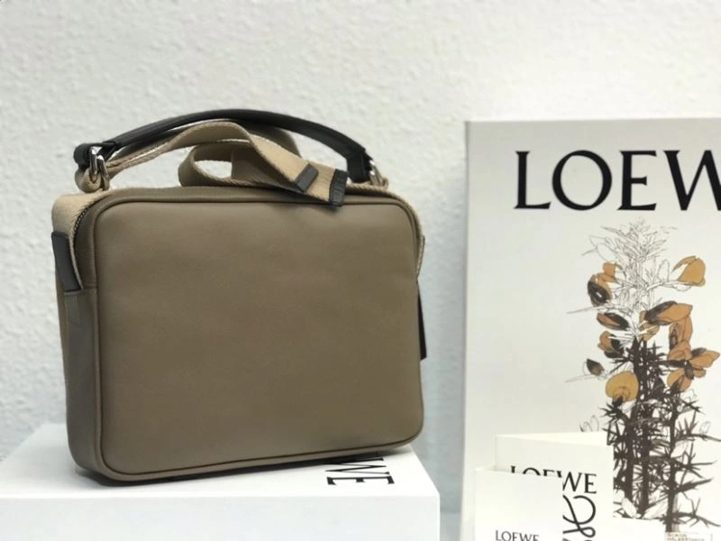 Sporty Loewe Satchel Bags 58328