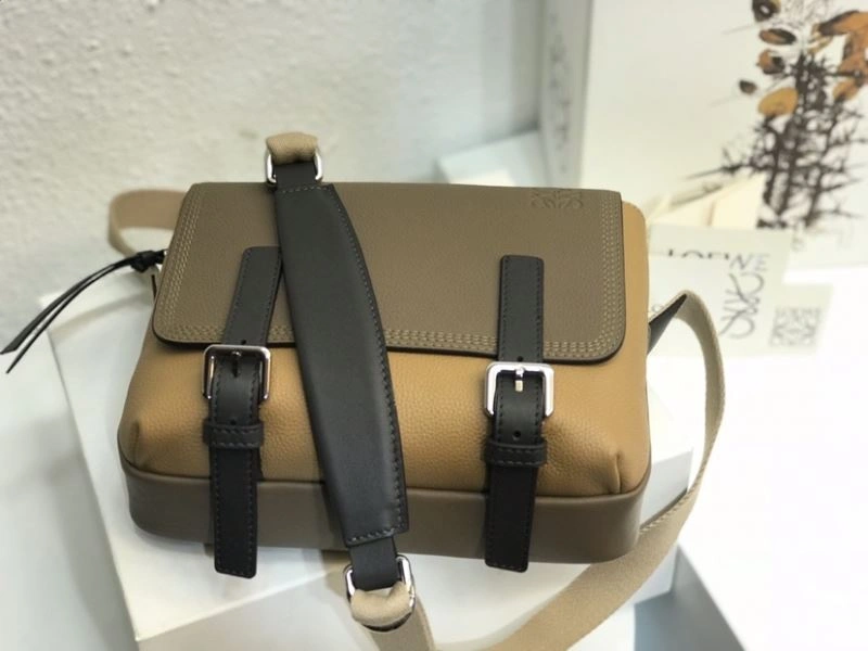 Sporty Loewe Satchel Bags 58328