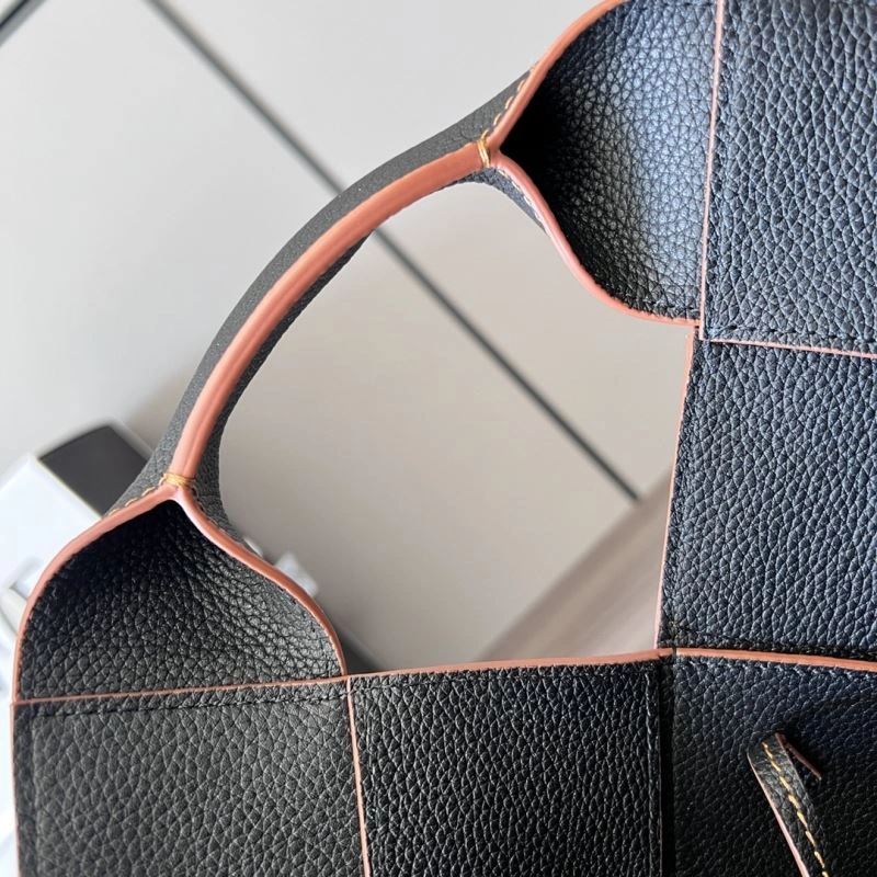 Breathable Loewe Satchel Bags 77327