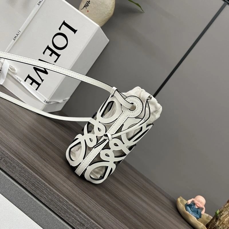 Loewe Satchel Bags Effortless 77331