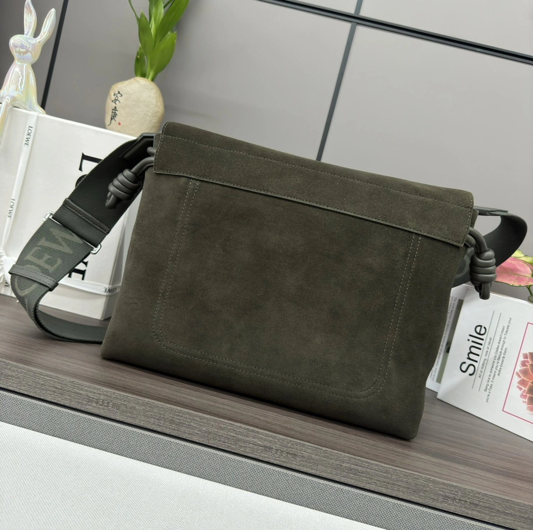 Loewe Satchel Bags ComfortFit 72085
