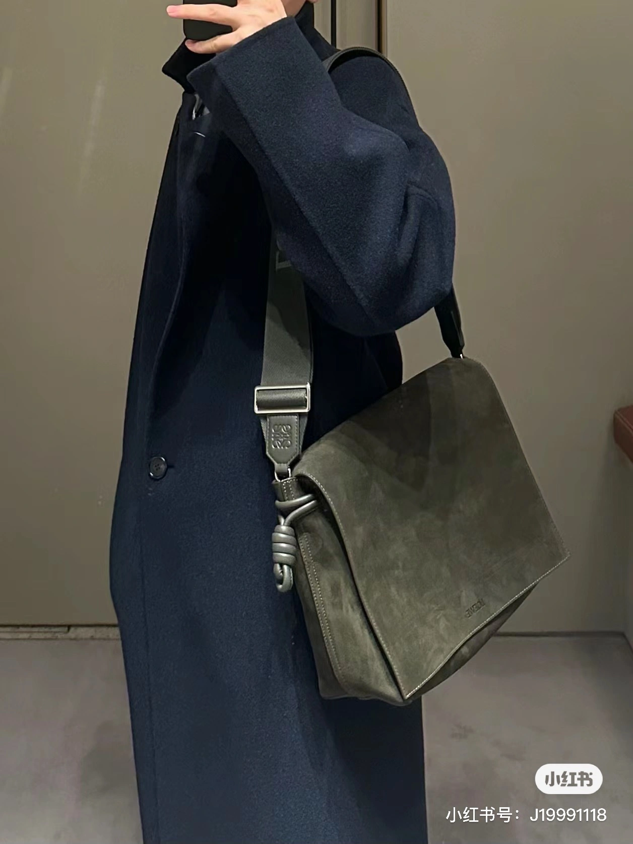Loewe Satchel Bags ComfortFit 72085