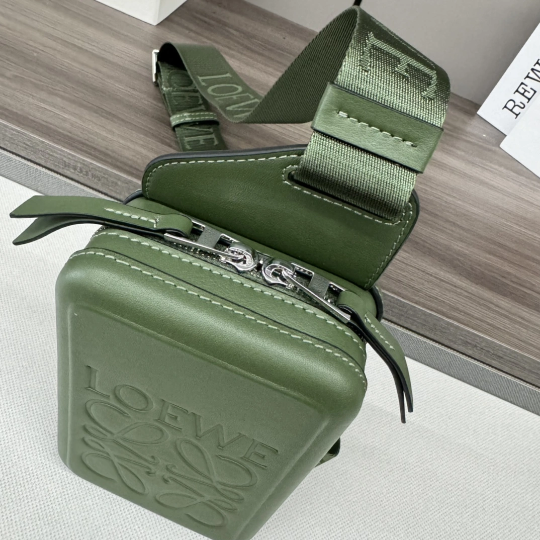 Affordable Loewe Satchel Bags 72081