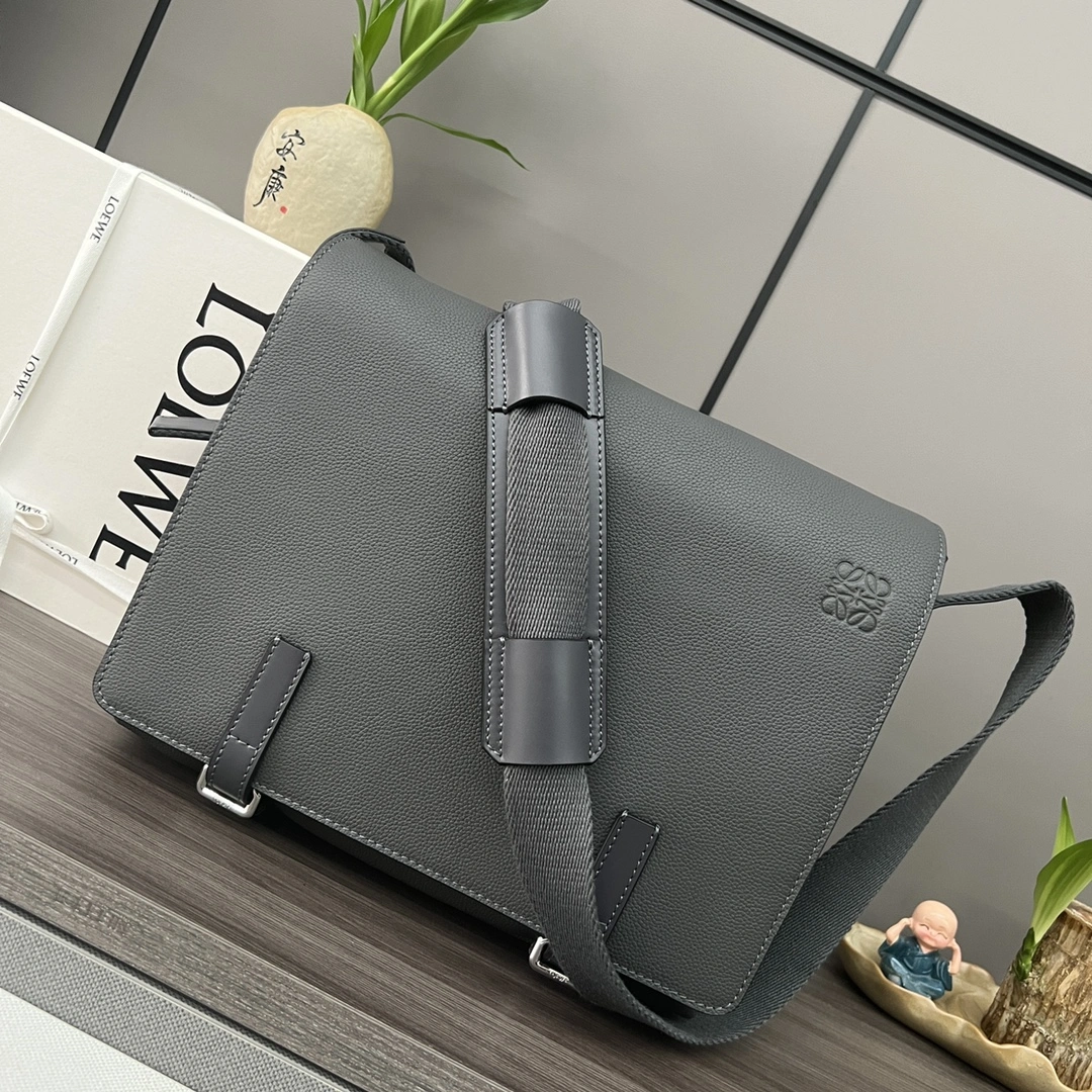 TechFriendly Loewe Satchel Bags 72079