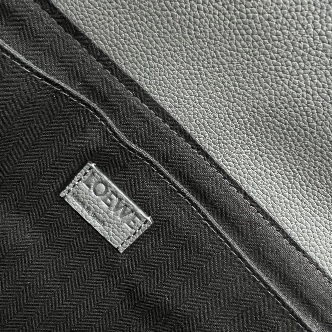 TechFriendly Loewe Satchel Bags 72079