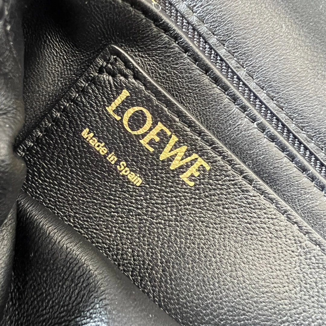 Loewe Satchel Bags Affordable 72082