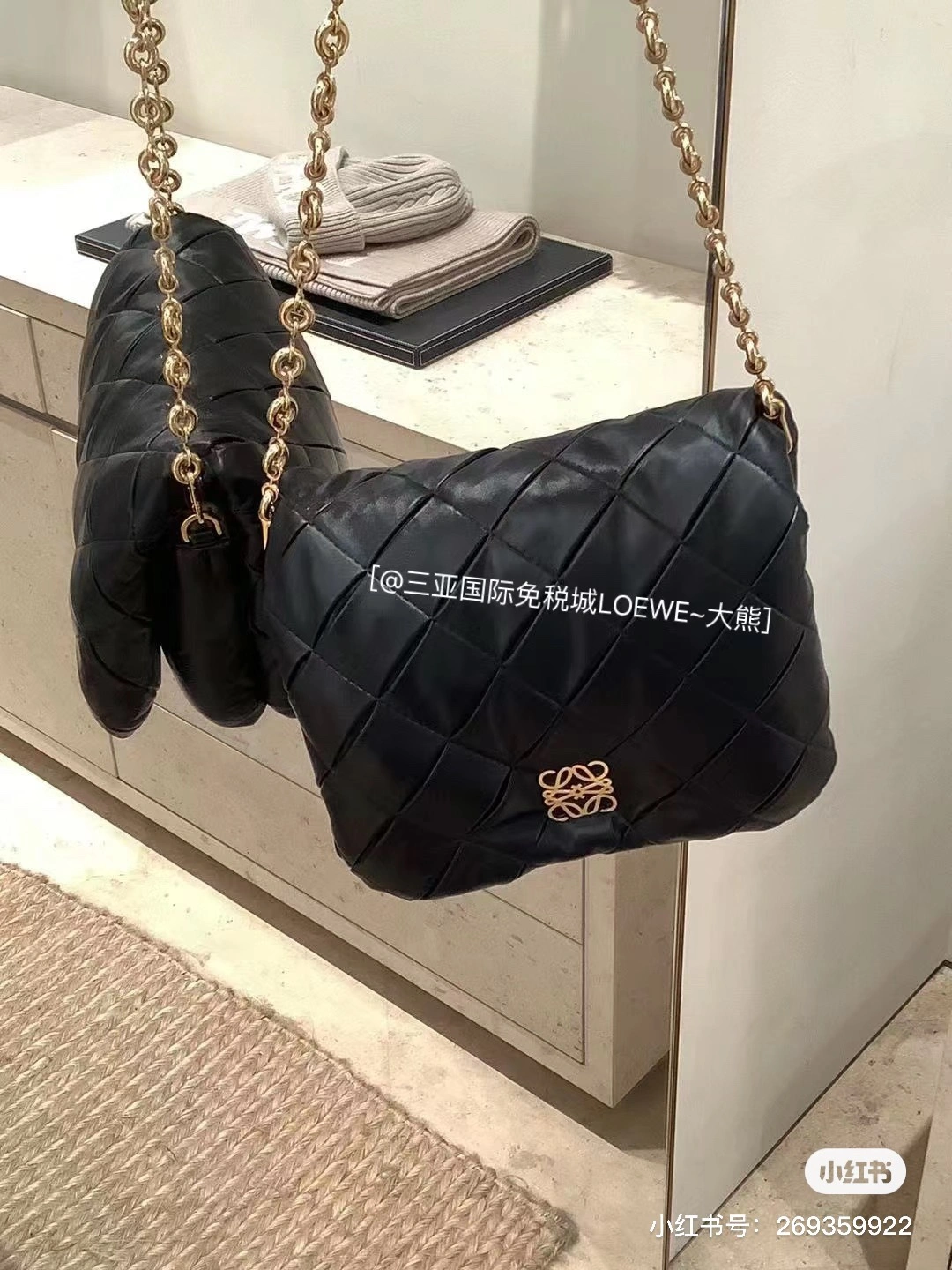 Loewe Satchel Bags Breathable 72086