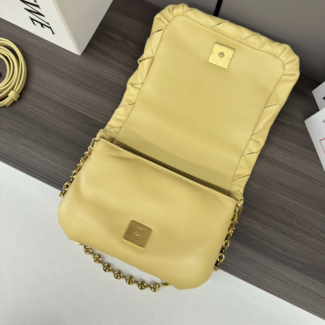 Loewe Satchel Bags Breathable 72084