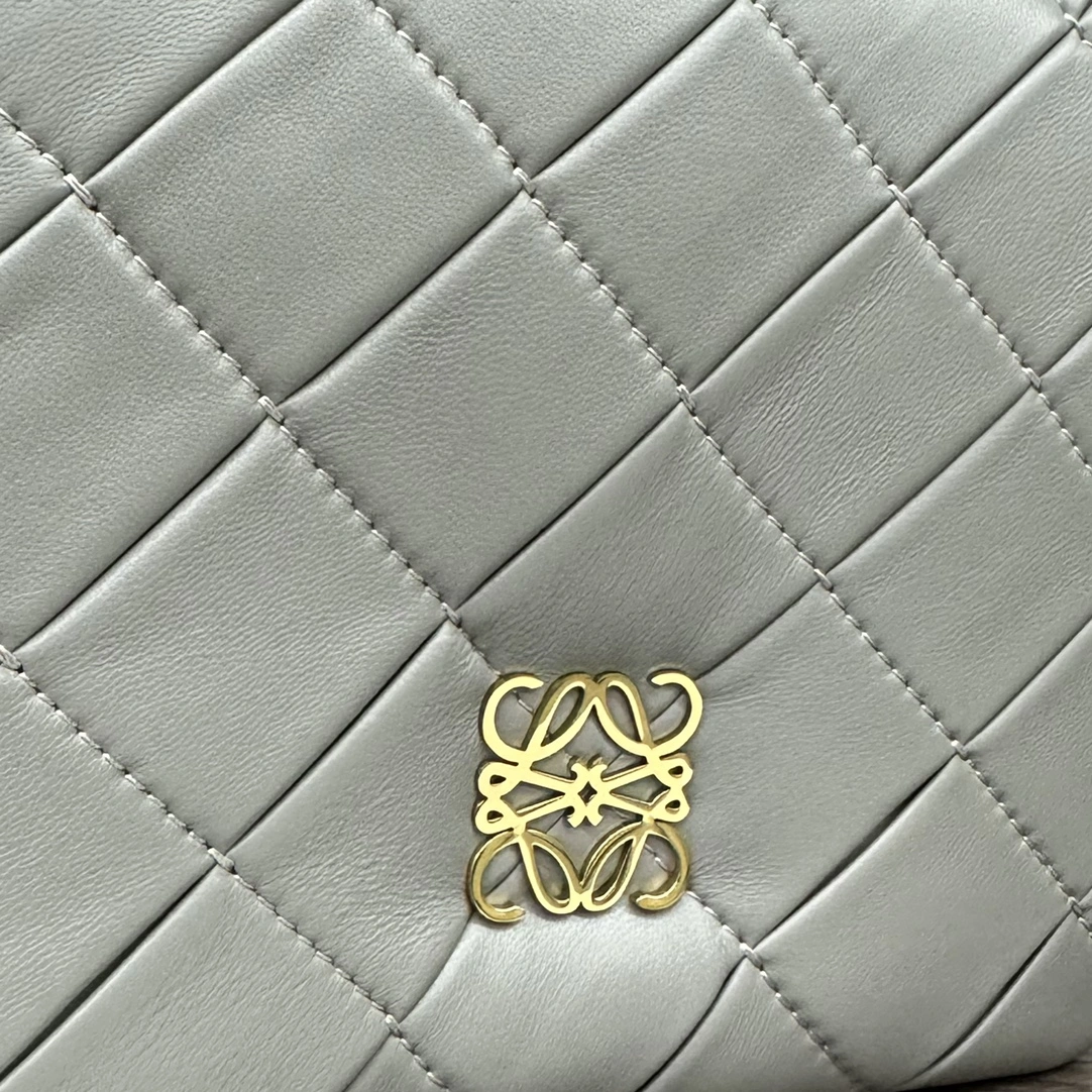 Affordable Loewe Satchel Bags 72150
