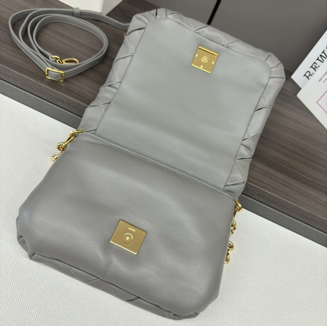 Affordable Loewe Satchel Bags 72150