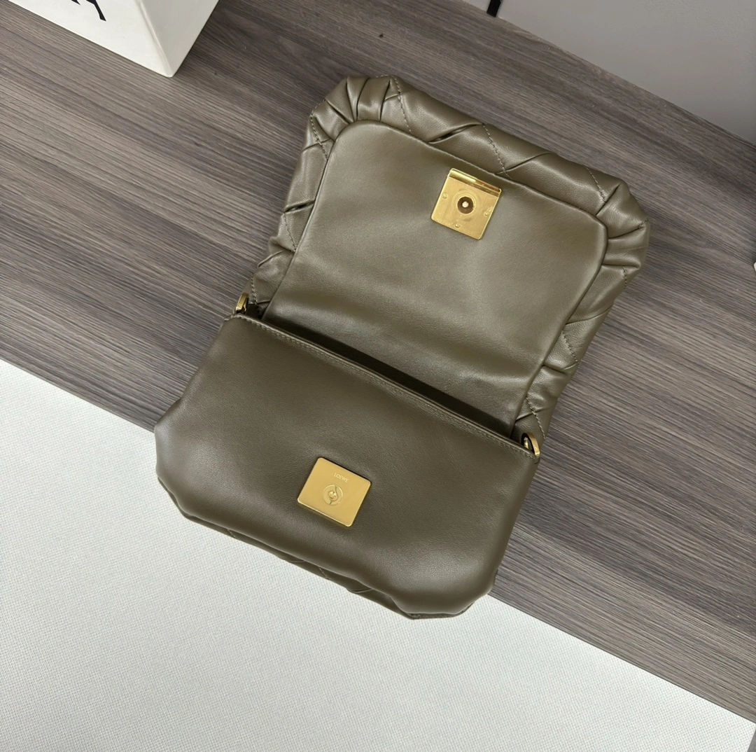 Loewe Satchel Bags Youthful 72068