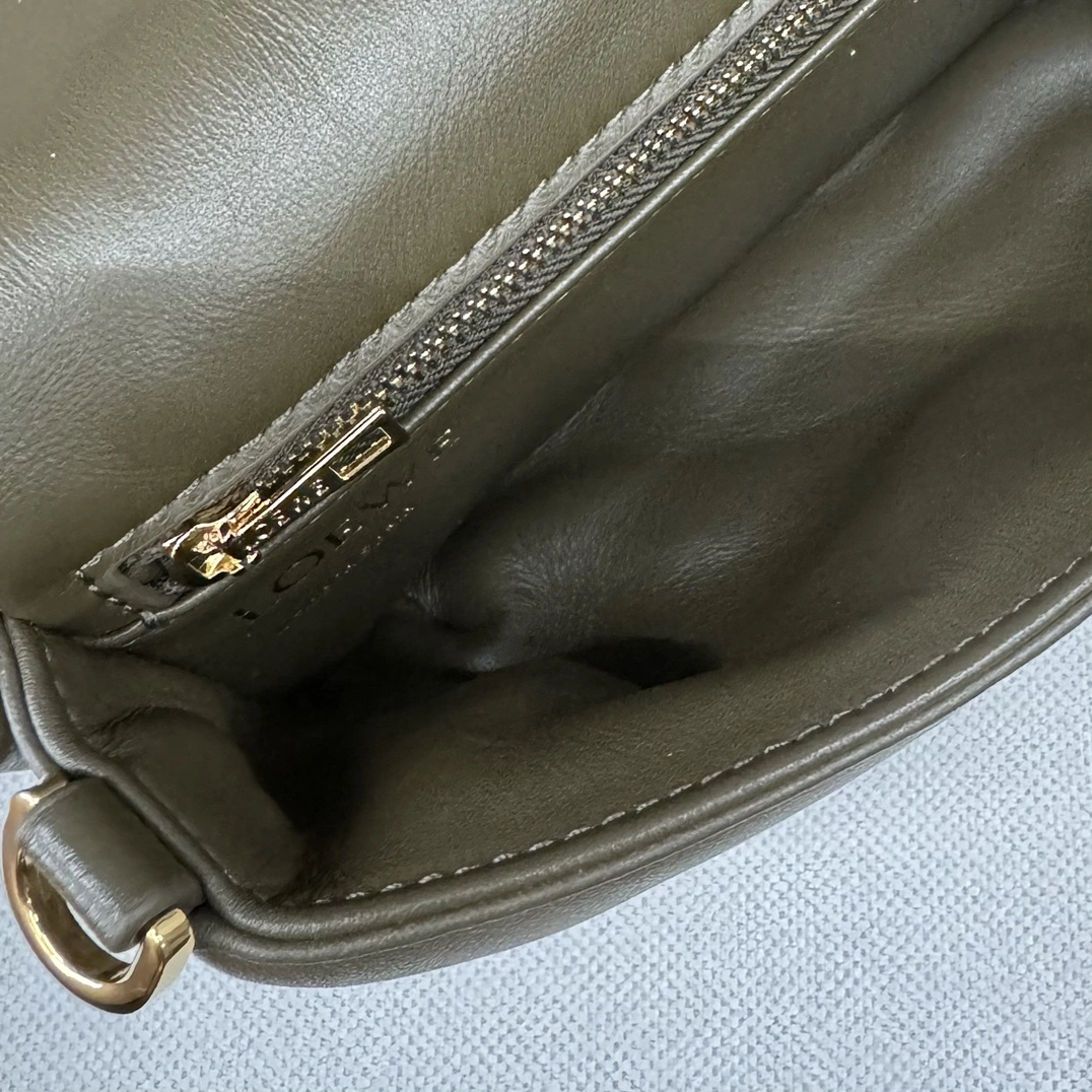 Loewe Satchel Bags Youthful 72068