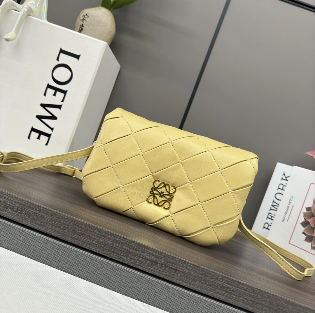 Youthful Loewe Satchel Bags 72067
