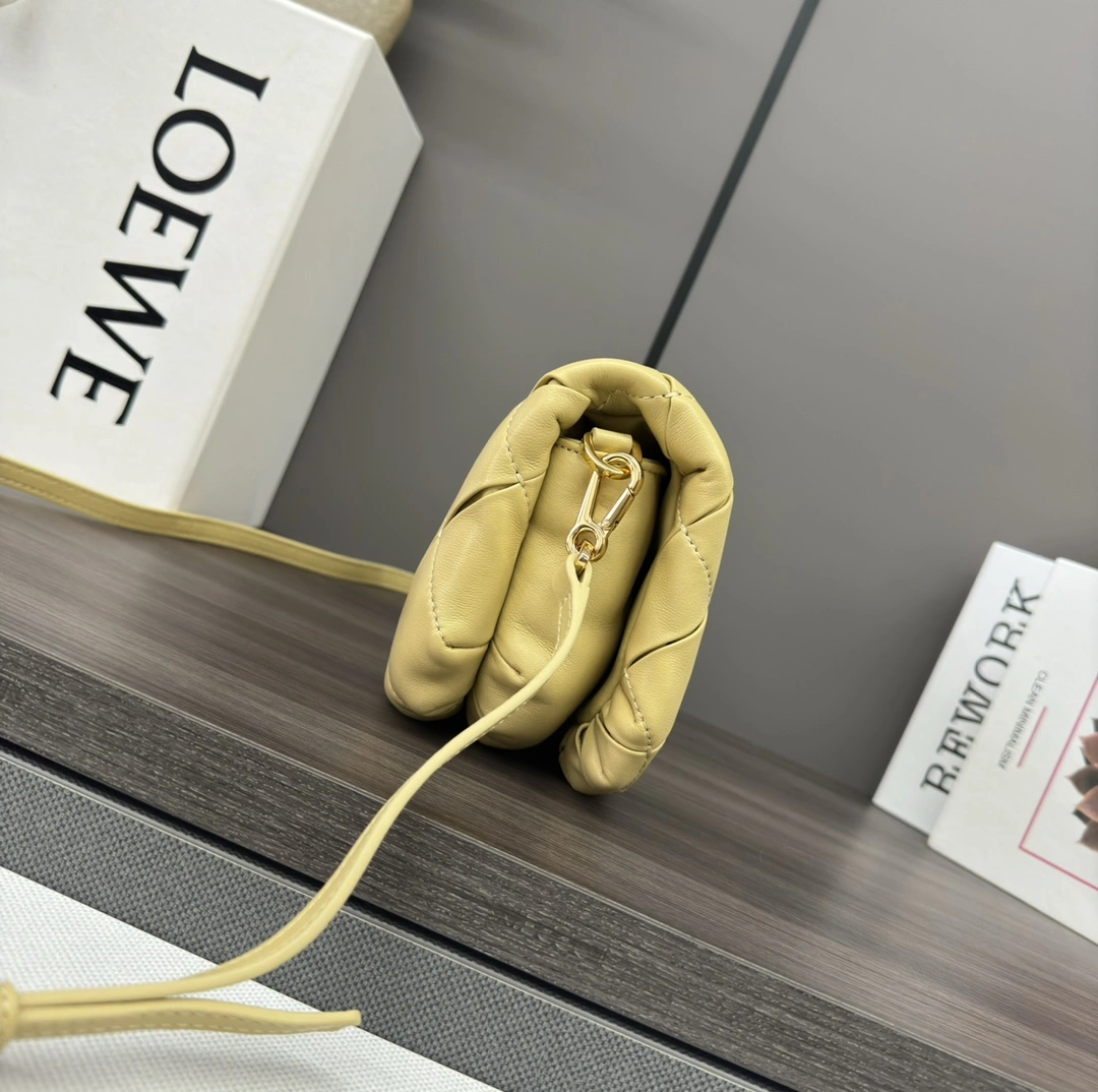 Youthful Loewe Satchel Bags 72067