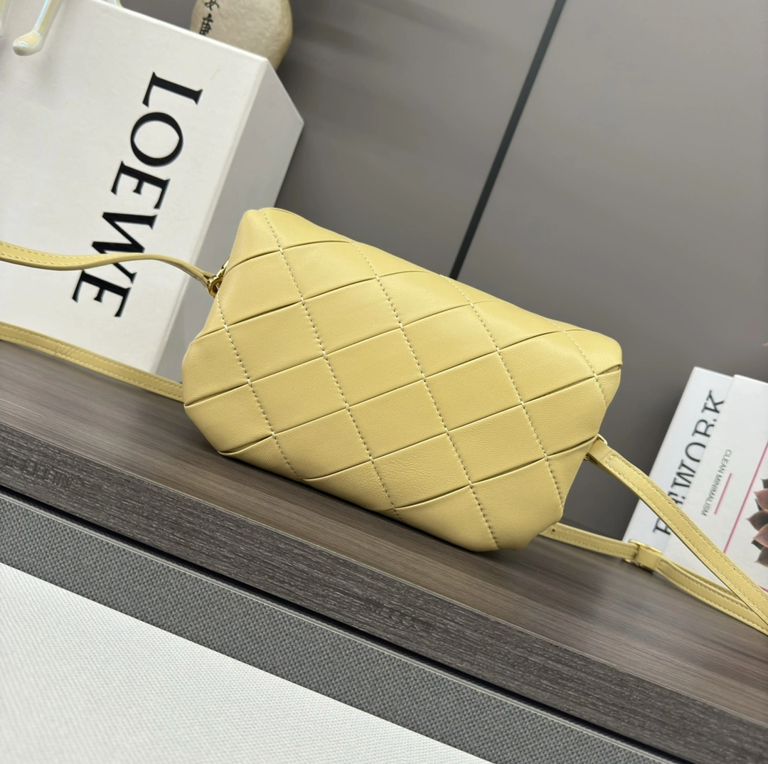 Youthful Loewe Satchel Bags 72067