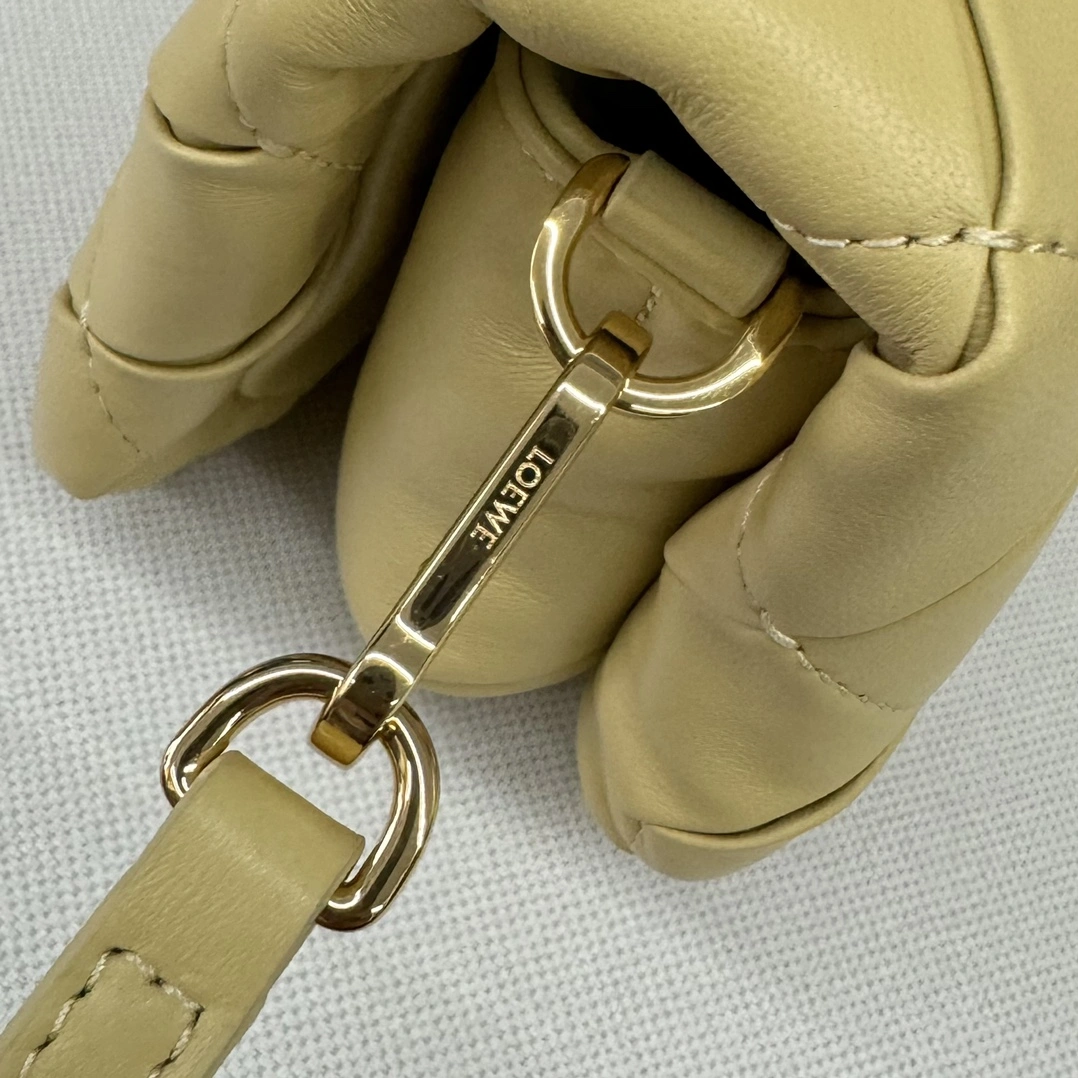 Youthful Loewe Satchel Bags 72067