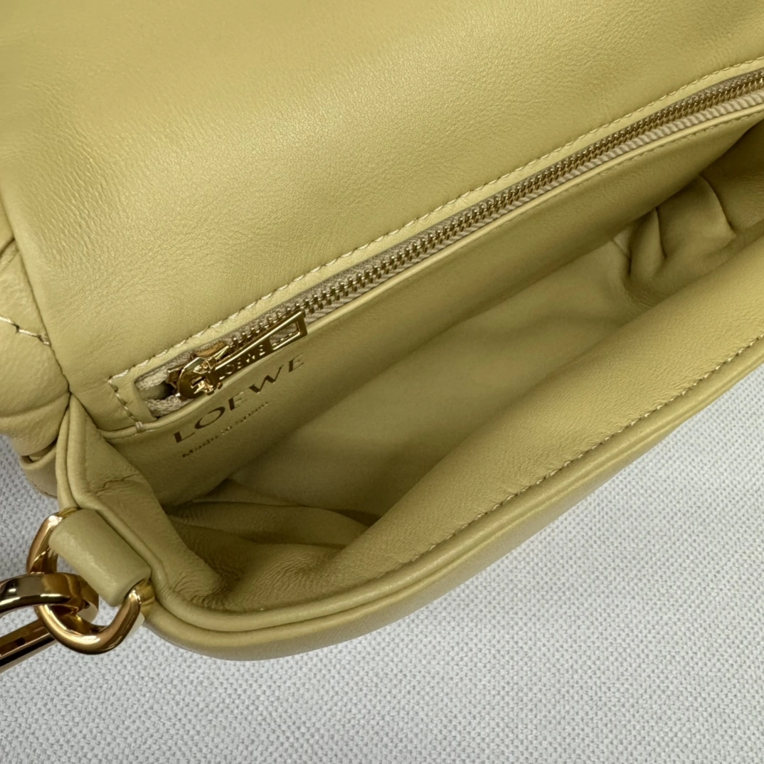 Youthful Loewe Satchel Bags 72067