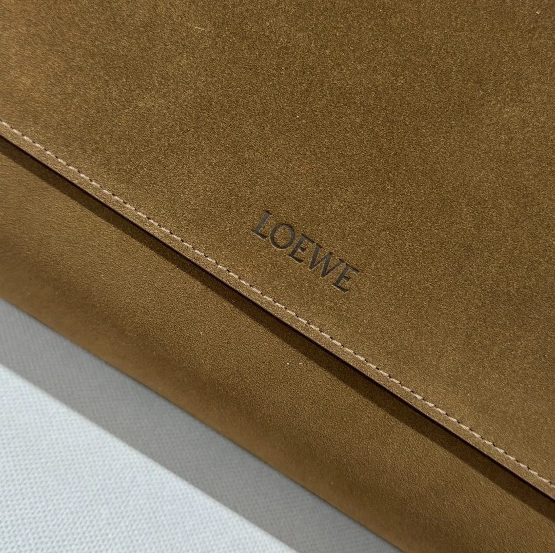 Effortless Loewe Satchel Bags 67172