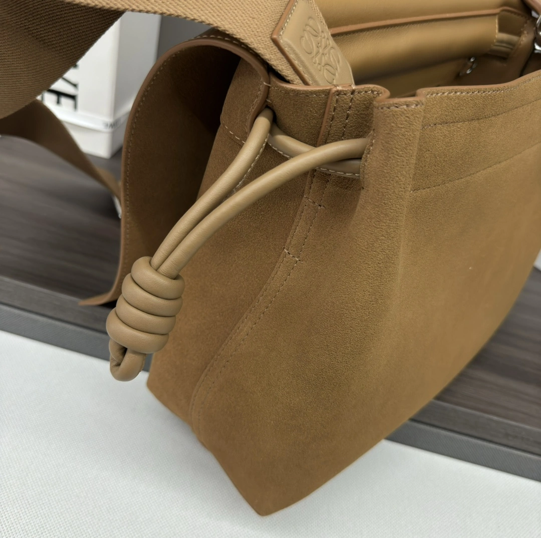 Effortless Loewe Satchel Bags 67172