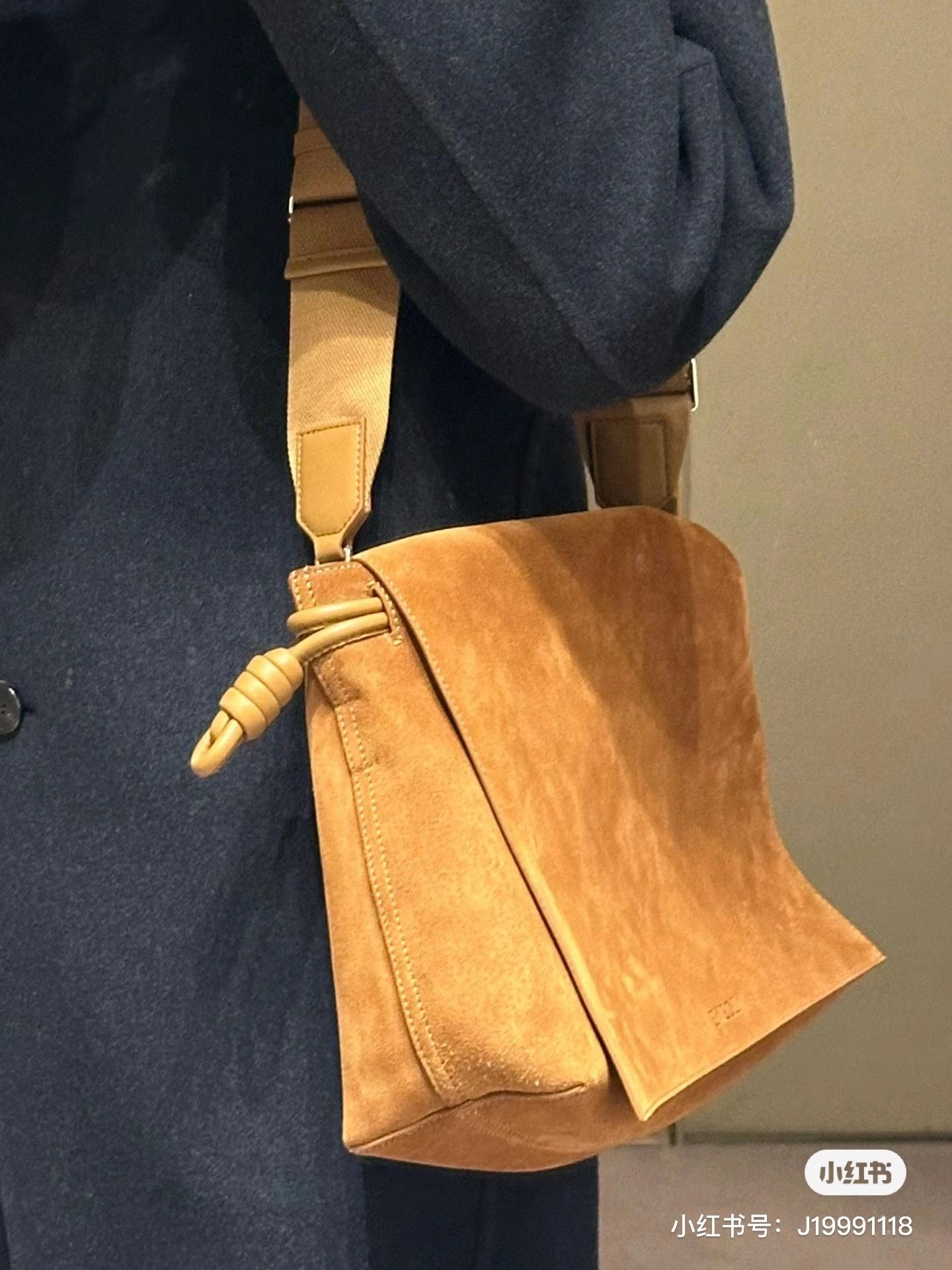 Effortless Loewe Satchel Bags 67172