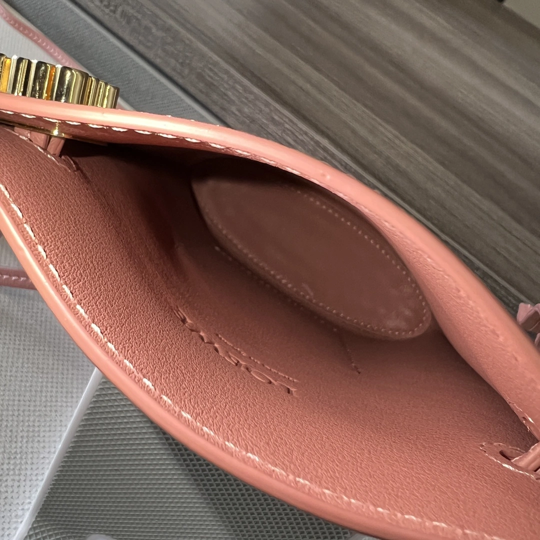 Breathable Loewe Satchel Bags 67164