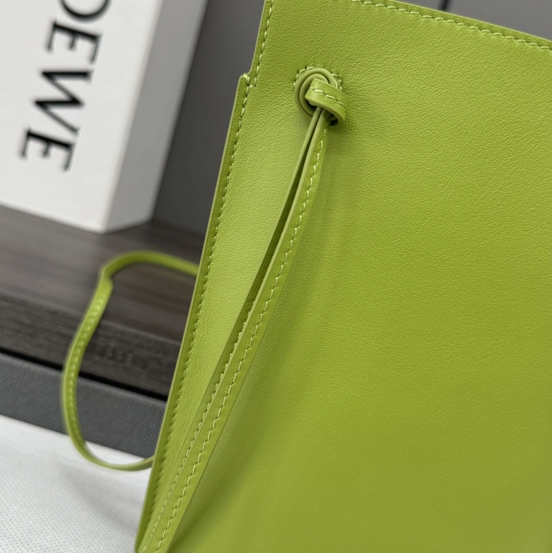 Loewe Satchel Bags WrinkleFree 67170