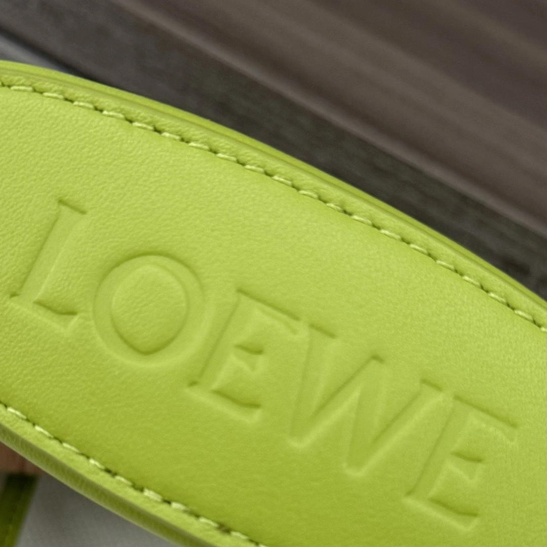 Loewe Satchel Bags WrinkleFree 67170