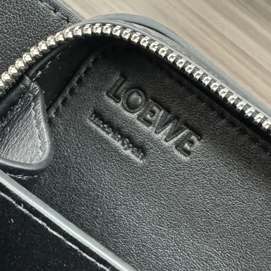 Loewe Satchel Bags Popular 67168