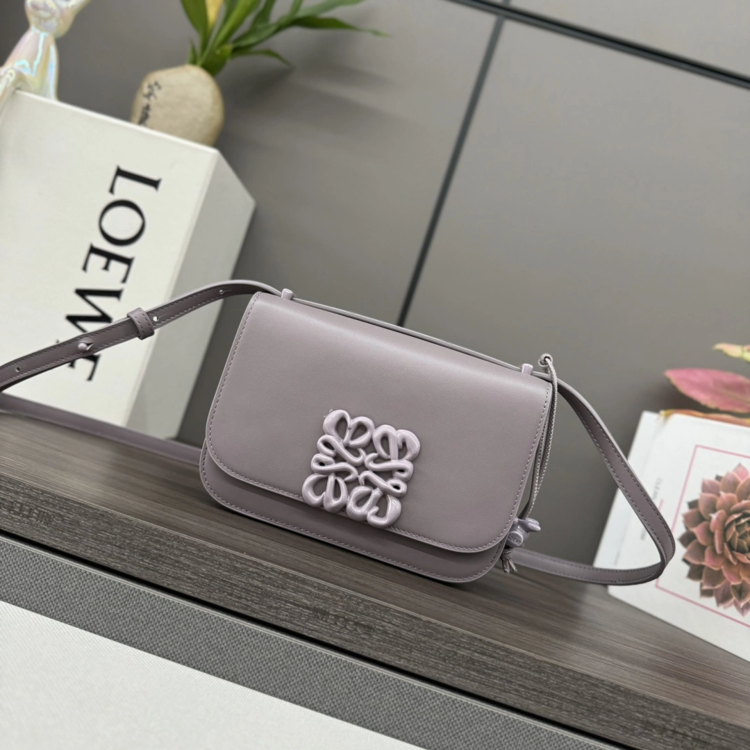 UrbanStyle Loewe Satchel Bags 67157