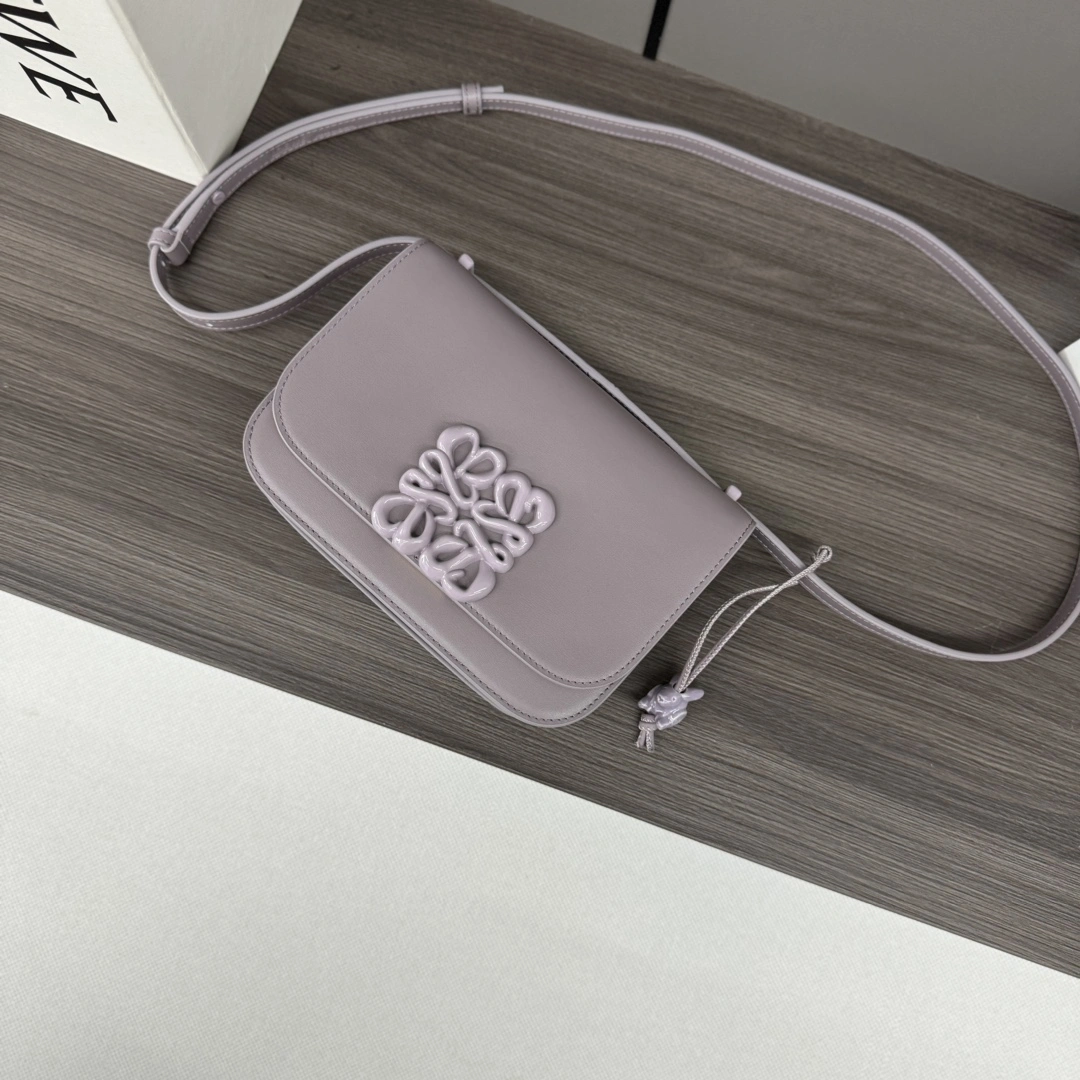 UrbanStyle Loewe Satchel Bags 67157