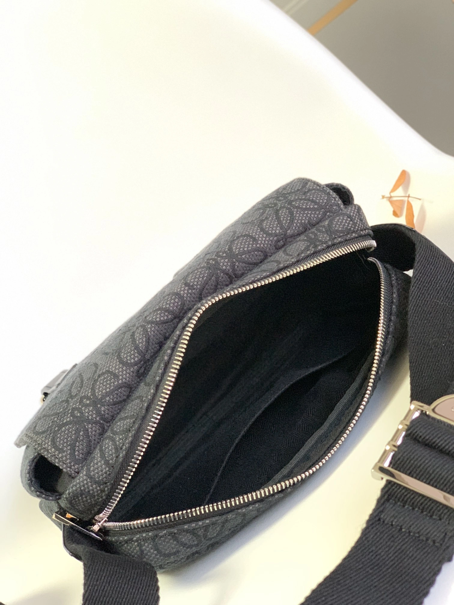 Attractive Loewe Satchel Bags 67189