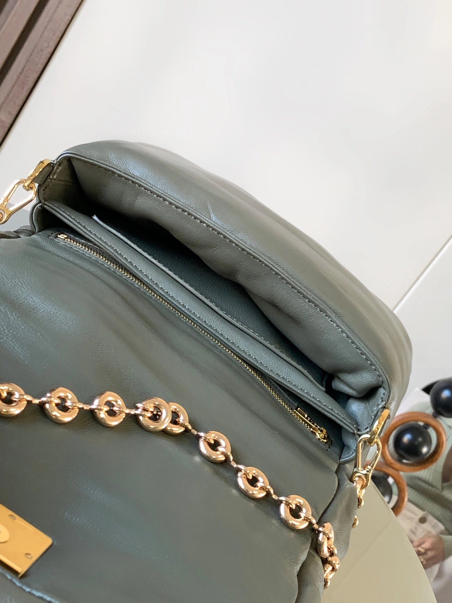 Loewe Satchel Bags Timeless 71918
