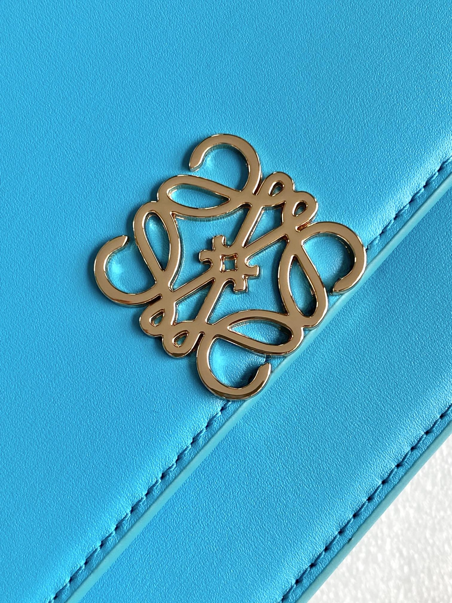 Loewe Satchel Bags TimelessDesign 71905