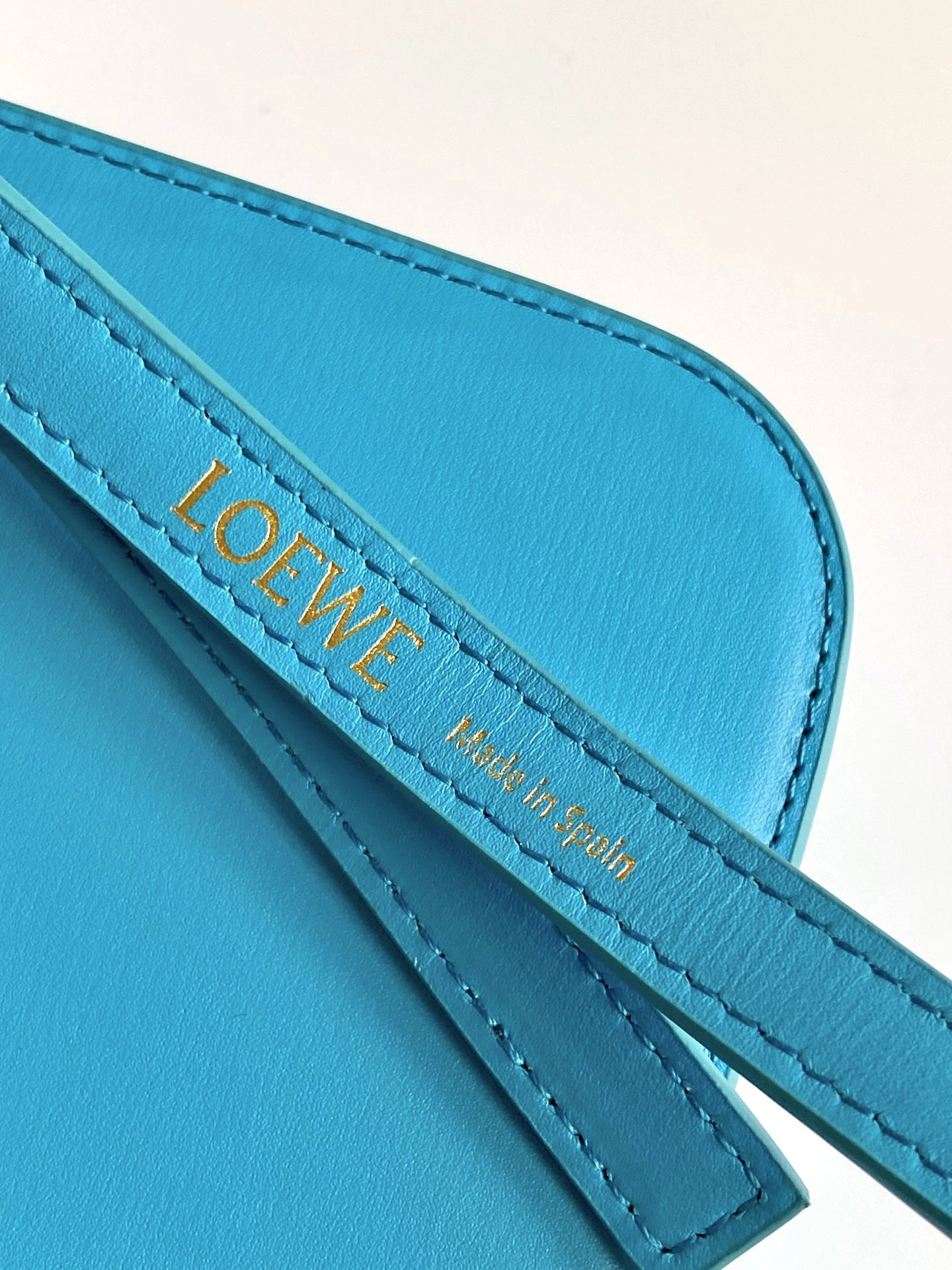 Loewe Satchel Bags TimelessDesign 71905