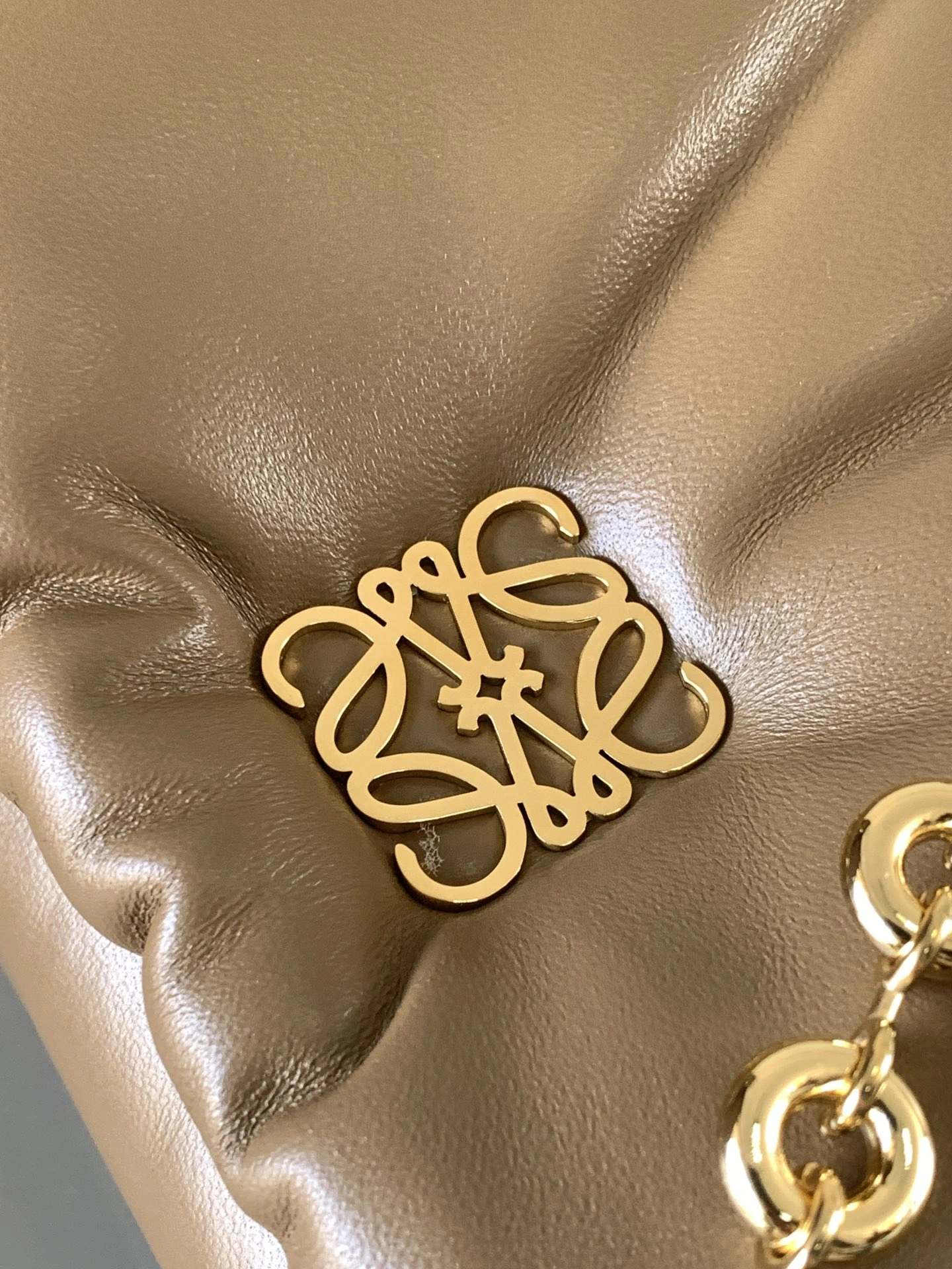 Loewe Satchel Bags Youthful 71914